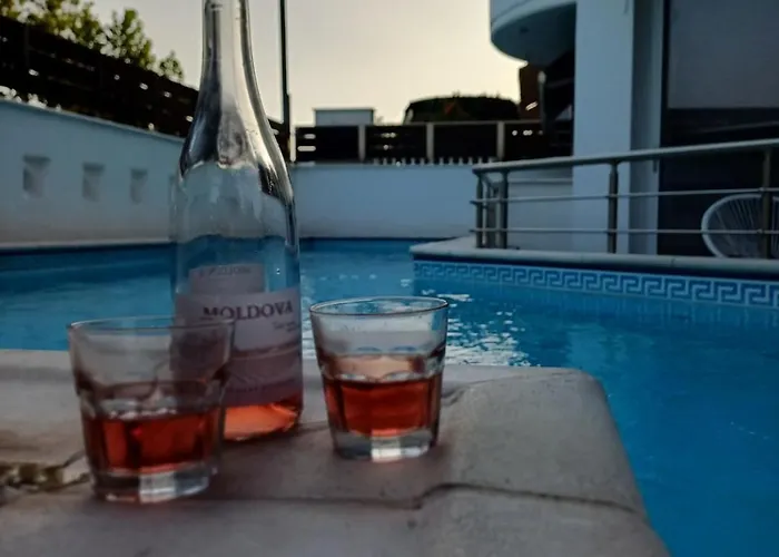 Crystal Aura Apartamento *