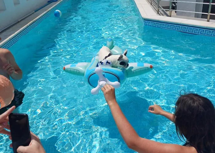 Apartamento Crystal Aura *